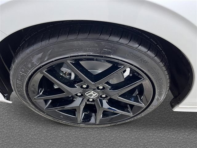 New 2026 Platinum White Pearl Honda 2WD Sport Hybrid image 11