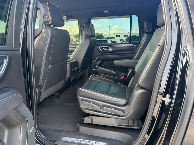 Used 2021 Black Chevrolet Premier image 10