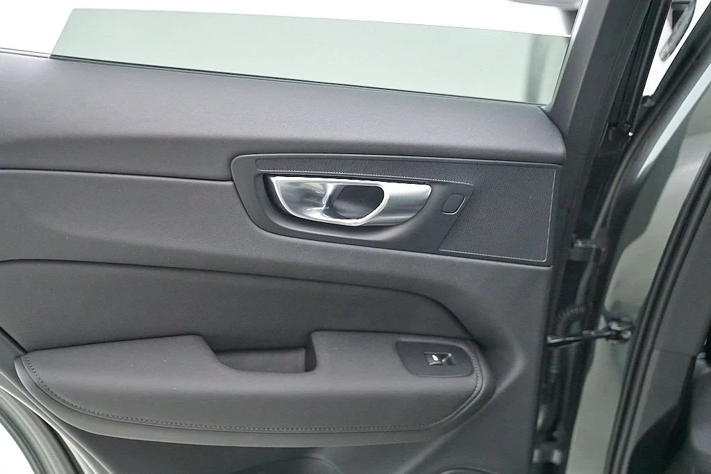 New 2026 Forest Lake Volvo Ultra image 21