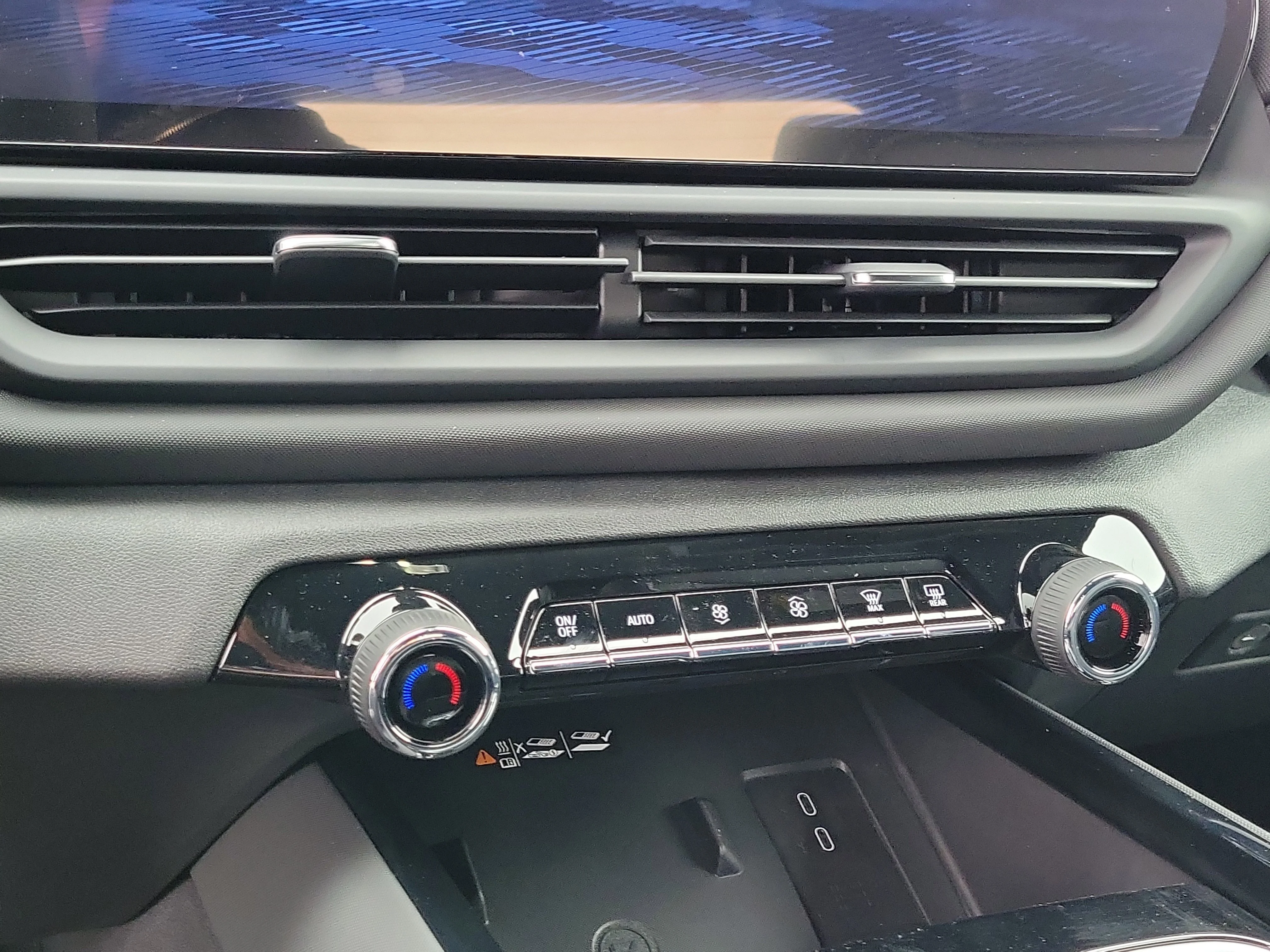 2026 Chevrolet Silverado EV LT - Photo 28