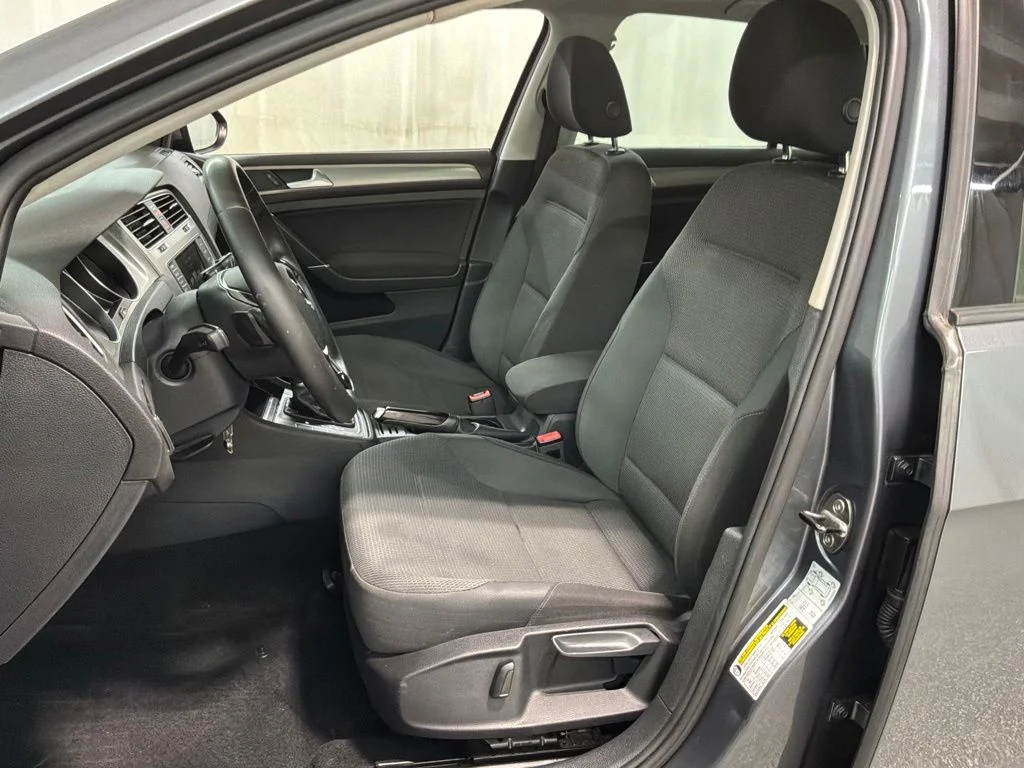 Used 2016 Platinum Gray Metallic Volkswagen TSI S 4-Door image 20