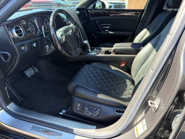 Used 2017 Black Bentley V8 S image 9