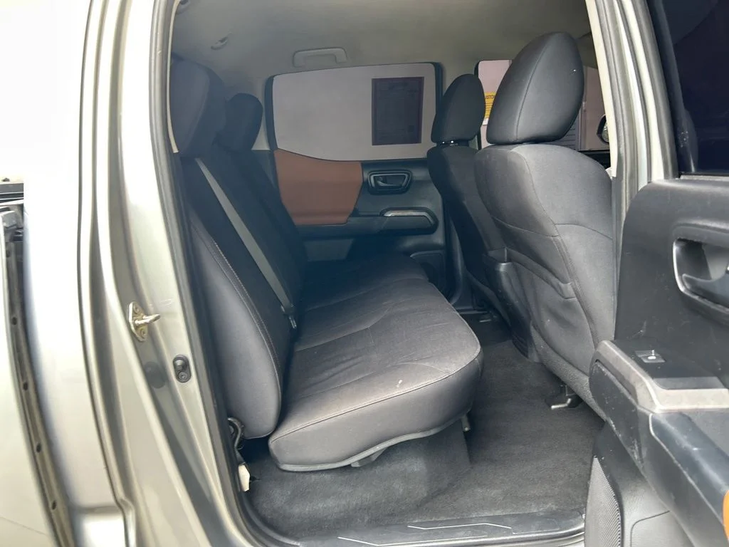 Used 2019 Silver Toyota SR5 image 23