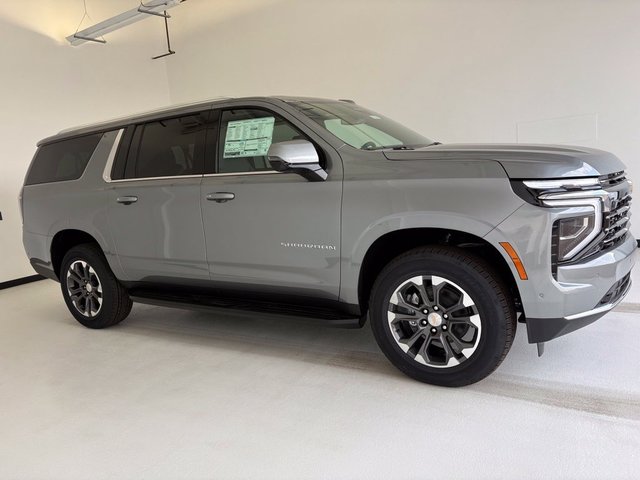 2027 Chevrolet Suburban LT