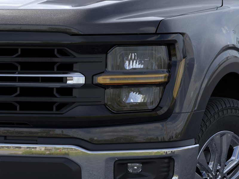 New 2026 Agate Black Metallic Ford XLT image 18