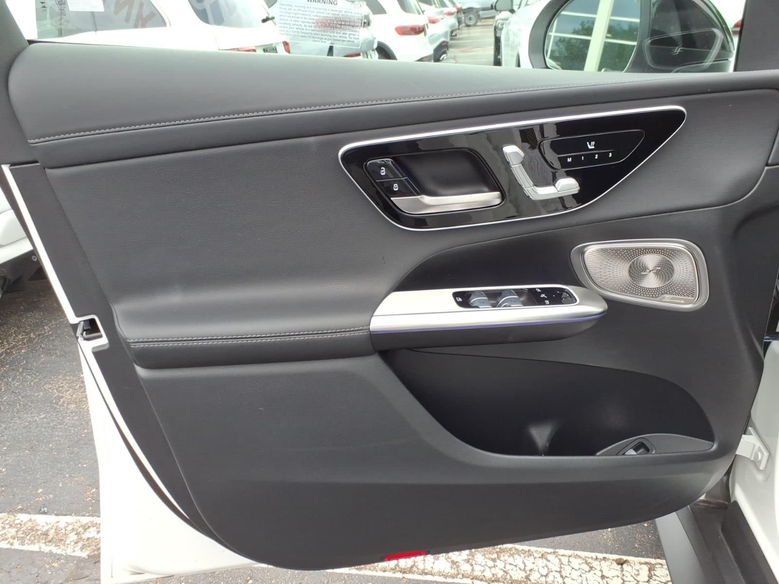Used 2025 White Mercedes-Benz GLC 300 image 14