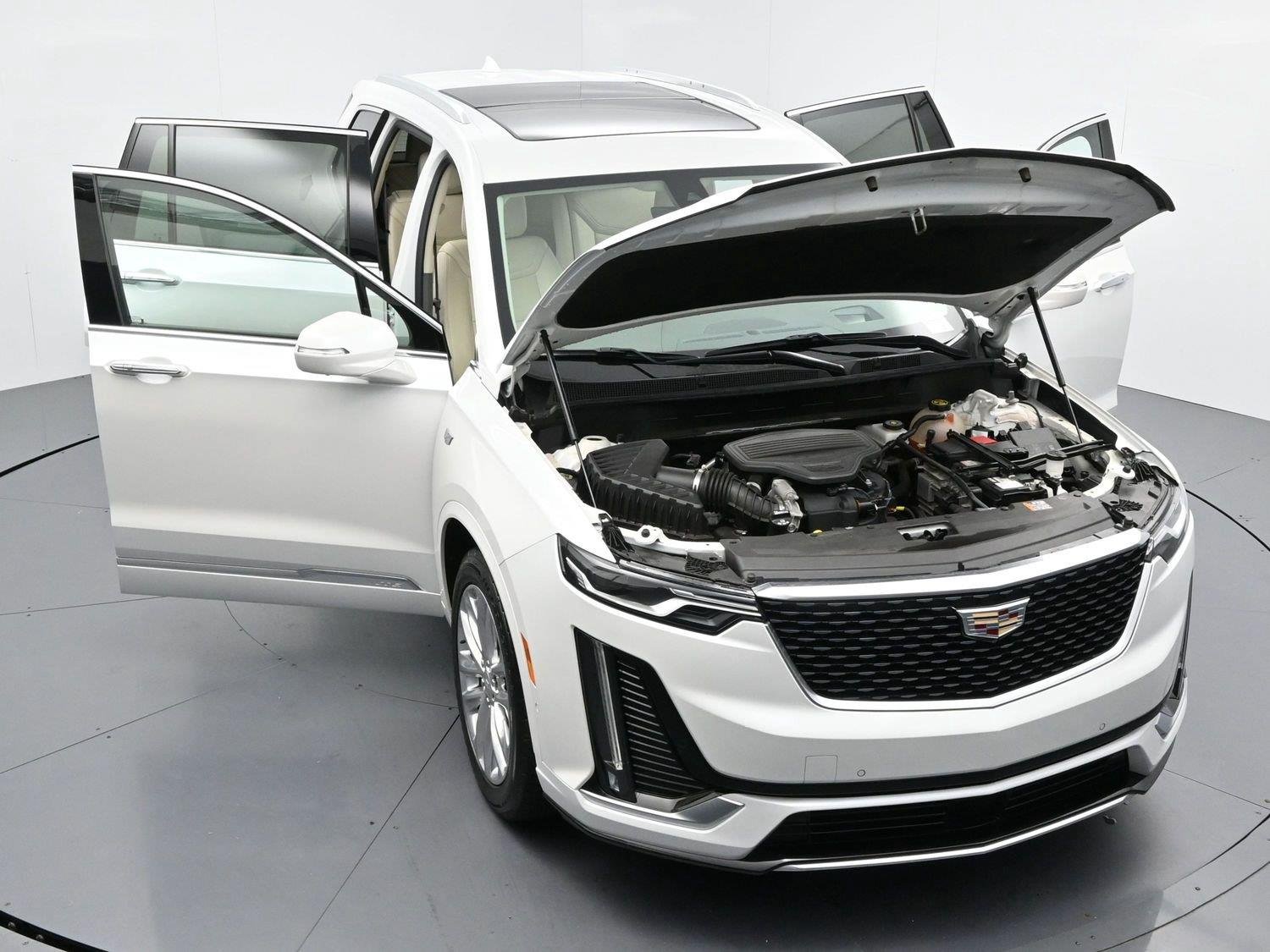 Used 2020 CRYSTAL WHITE TRICOAT Cadillac AWD Premium Luxury image 43