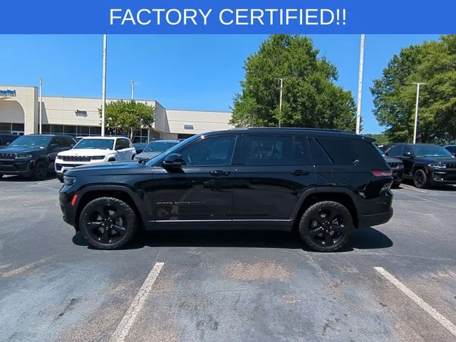 Used 2021 Black Jeep Altitude image 2