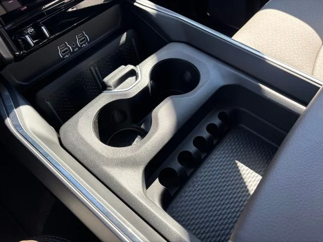2026 RAM 2500 Laramie - Photo 20