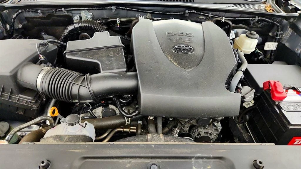 Used 2019 Silver Sky Metallic Toyota 4WD SR5 Double Cab 5