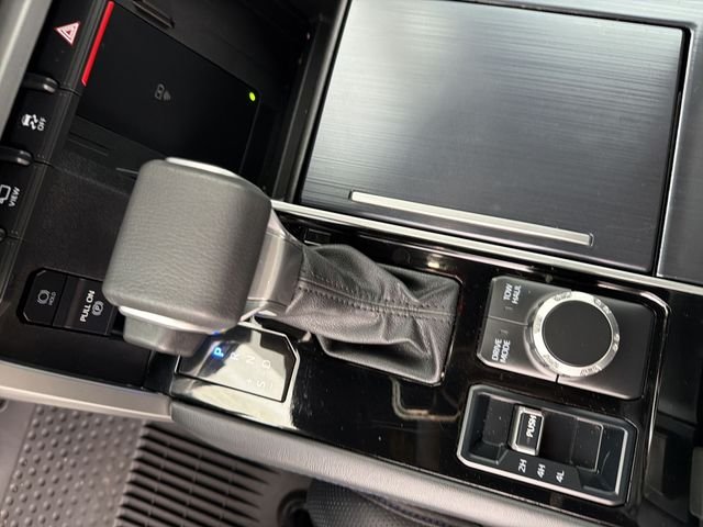 2025 Toyota Tundra Platinum - Photo 24