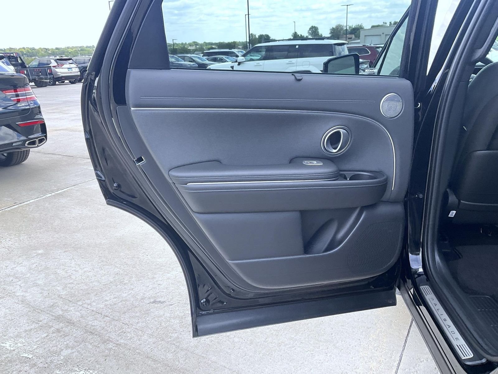 2026 Hyundai Palisade Calligraphy - Photo 13