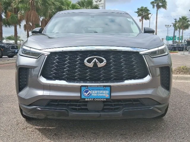 Used 2023 Gray INFINITI PURE image 2
