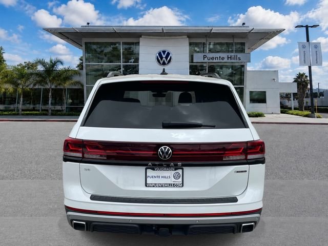 New 2026 White/off-white Volkswagen 2.0T Peak Edition image 5