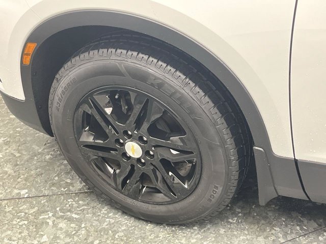 Used 2021 Summit White Chevrolet LT image 33