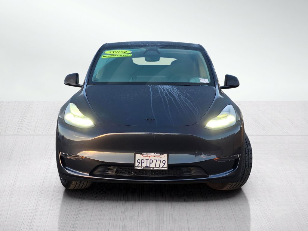 Used 2024 Tesla Model Y Long Range with VIN 7SAYGDED1RF192533 for sale in San Leandro, CA