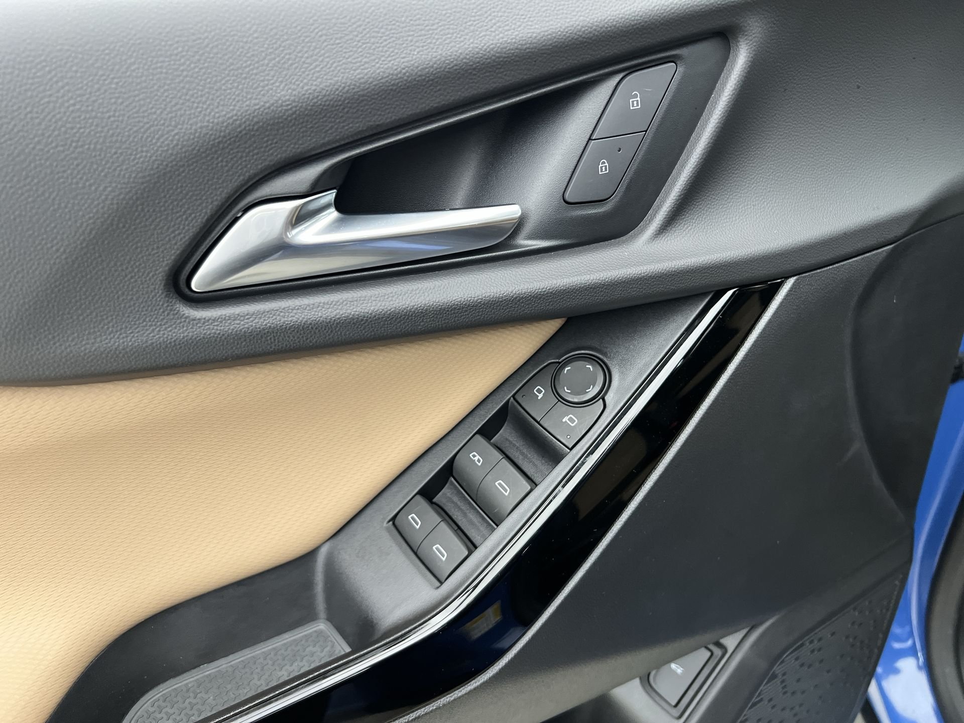 2025 Chevrolet Equinox ACTIV - Photo 65