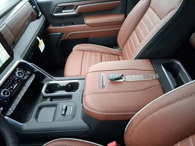 2026 GMC Sierra 2500HD Denali Ultimate - Photo 11