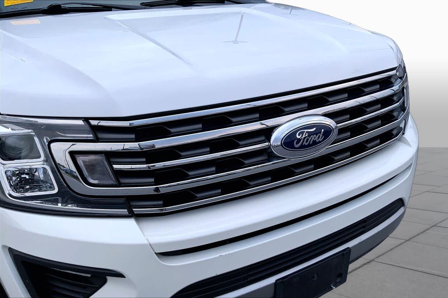 Used 2020 Star White Metallic Tri-Coat Ford XLT image 29