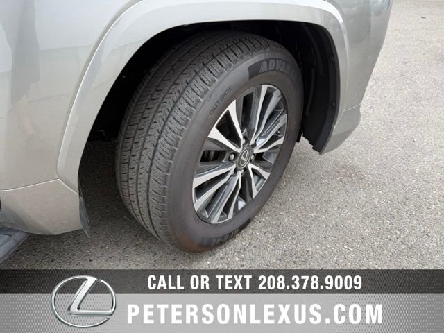 2023 Lexus LX Premium - Photo 11