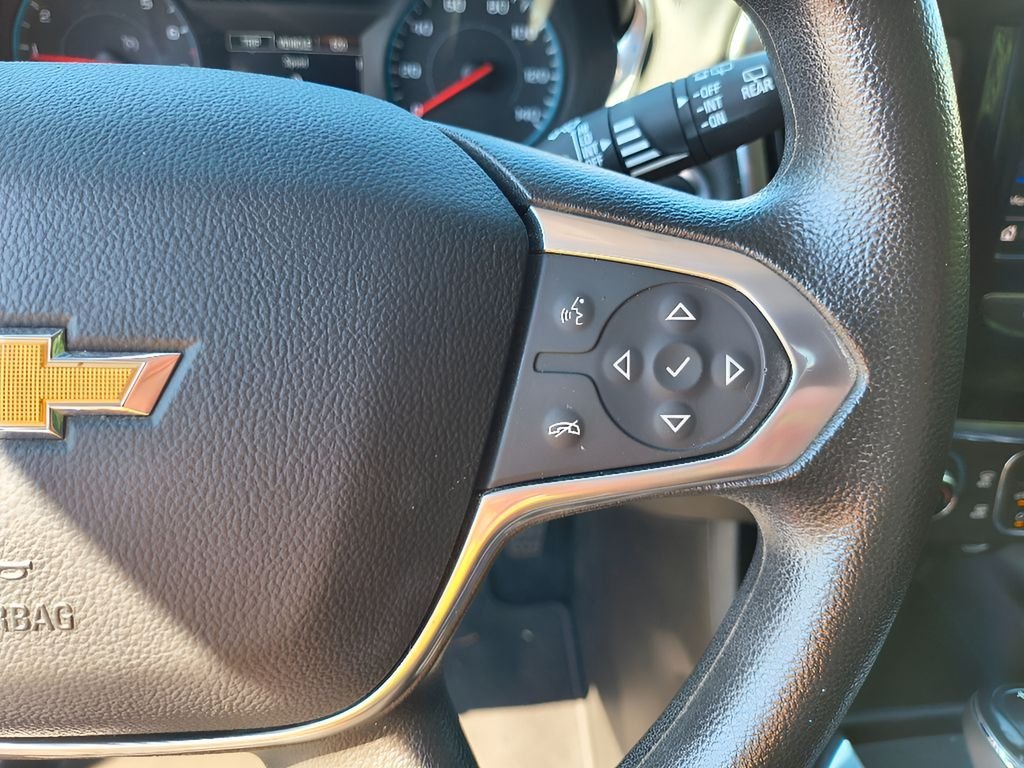 Used 2020 Summit White Chevrolet LS image 19