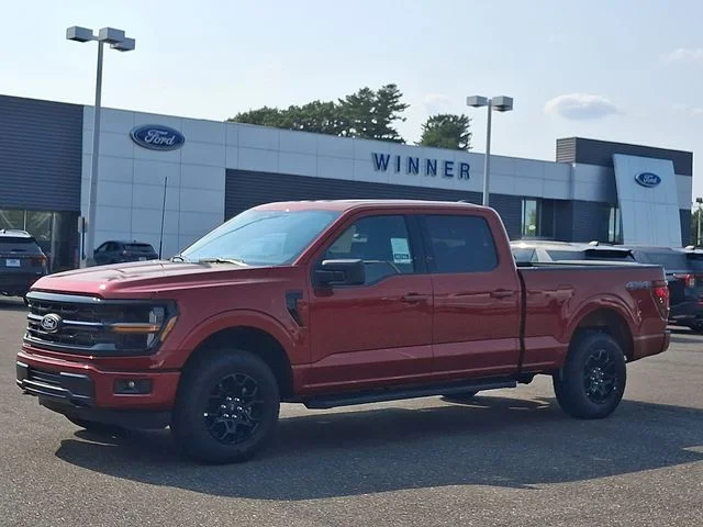 New 2026 Ruby Red Metallic Tinted Clearcoat Ford XLT image 2