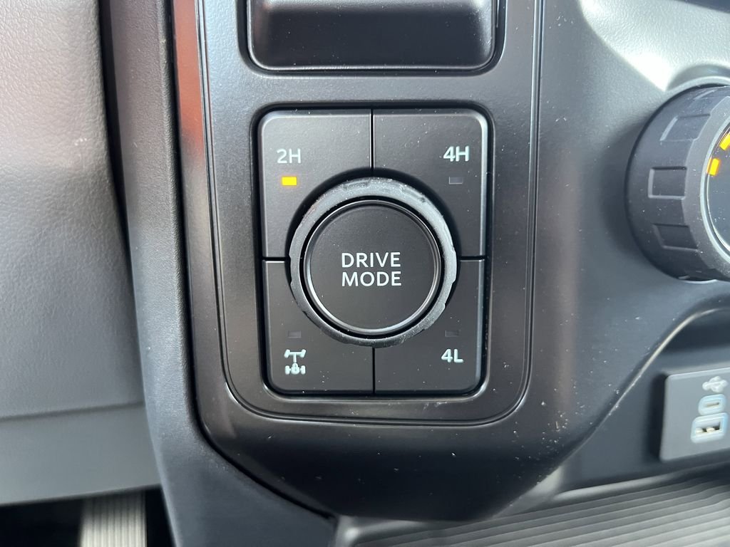 New 2026 Oxford White Ford F-250® XL image 26