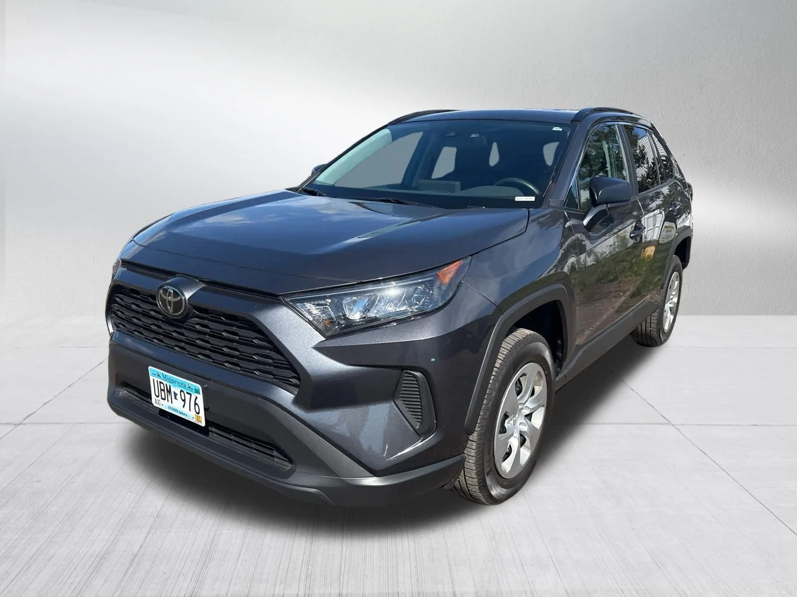 Used 2019 Toyota RAV4 LE with VIN 2T3F1RFV9KW072618 for sale in Hermantown, Minnesota