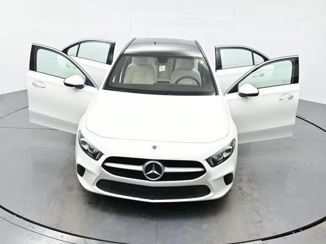 Used 2022 Polar White Mercedes-Benz A 220 image 43