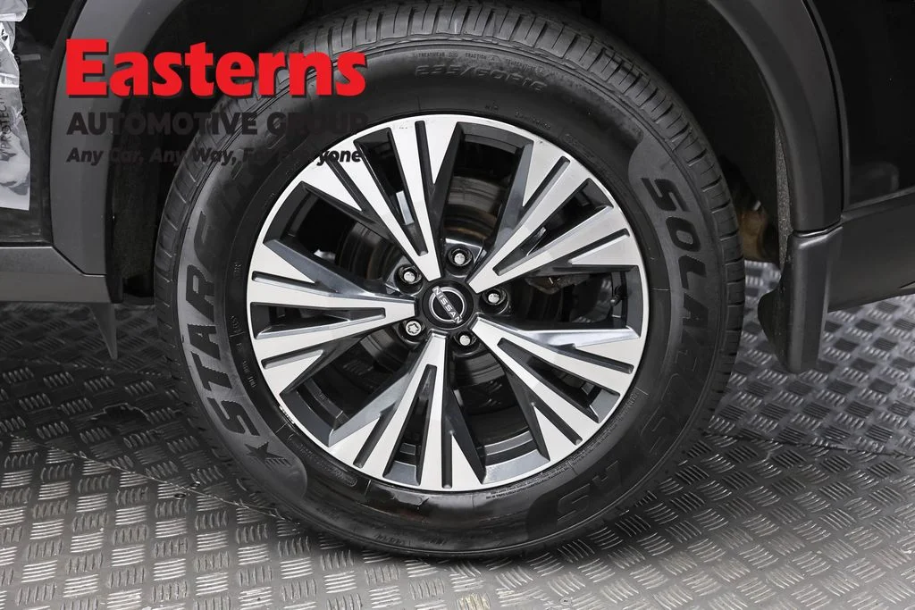 Used 2023 Black Nissan SV image 8