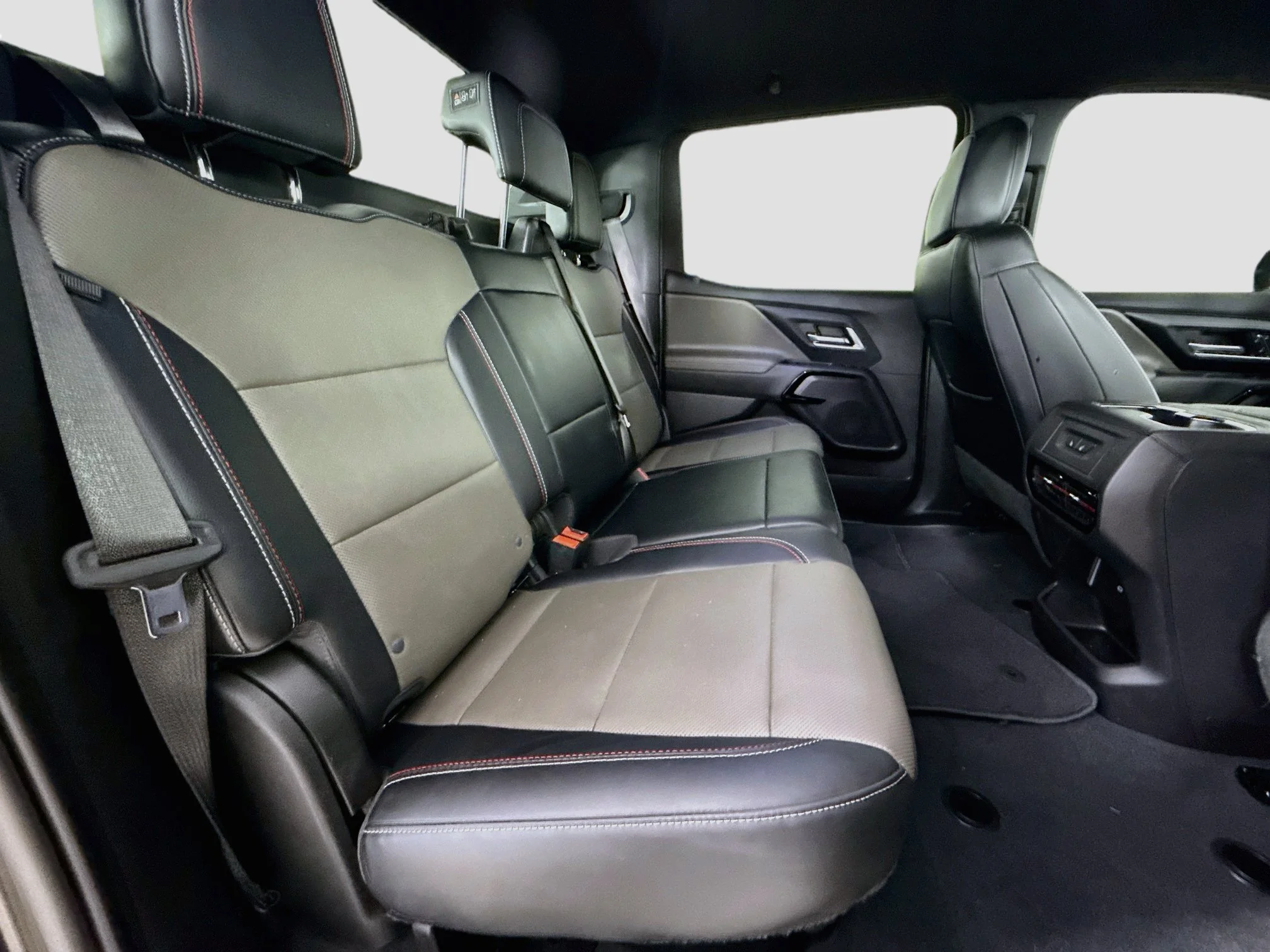 Used 2026 Black Chevrolet Trail Boss - Extended Range image 29