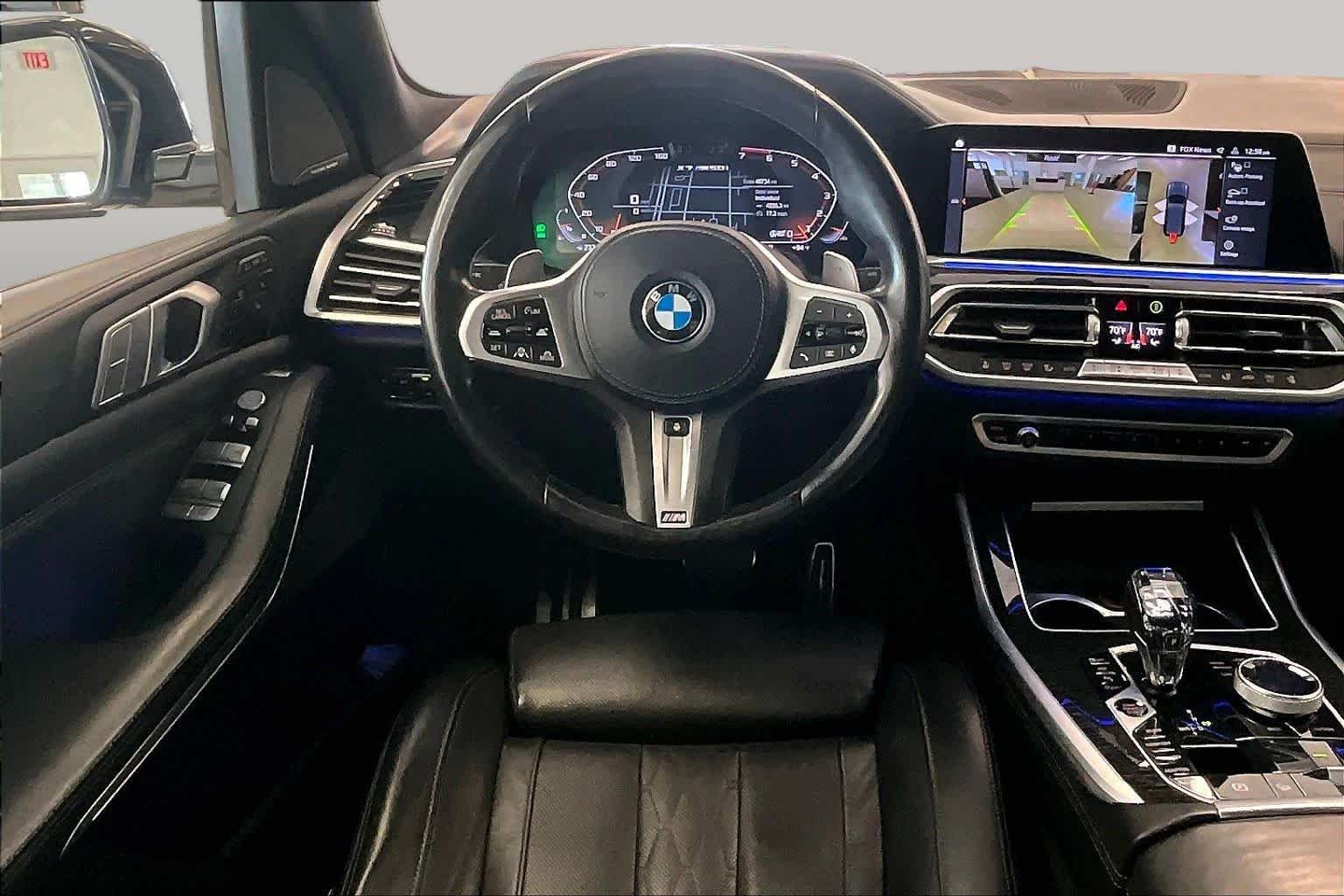 Used 2022 Black Sapphire Metallic BMW M50i image 5