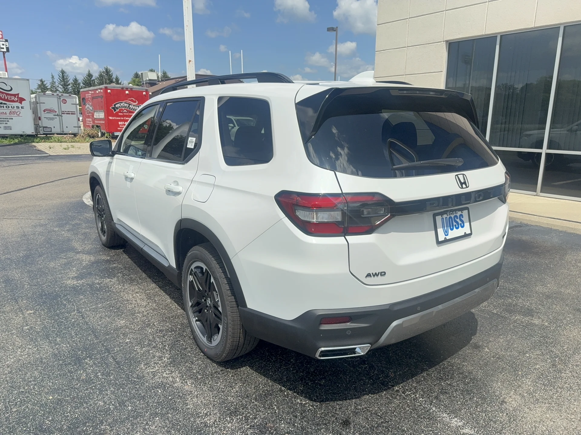 New 2026 Platinum White Pearl Honda Touring Blackout image 7