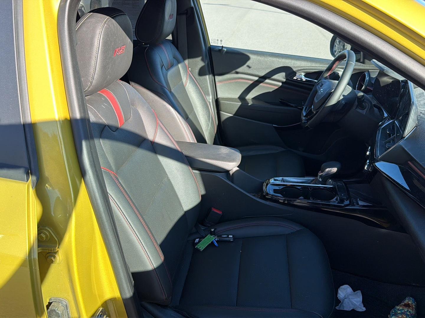 Used 2024 Nitro Yellow Metallic Chevrolet 2RS image 19