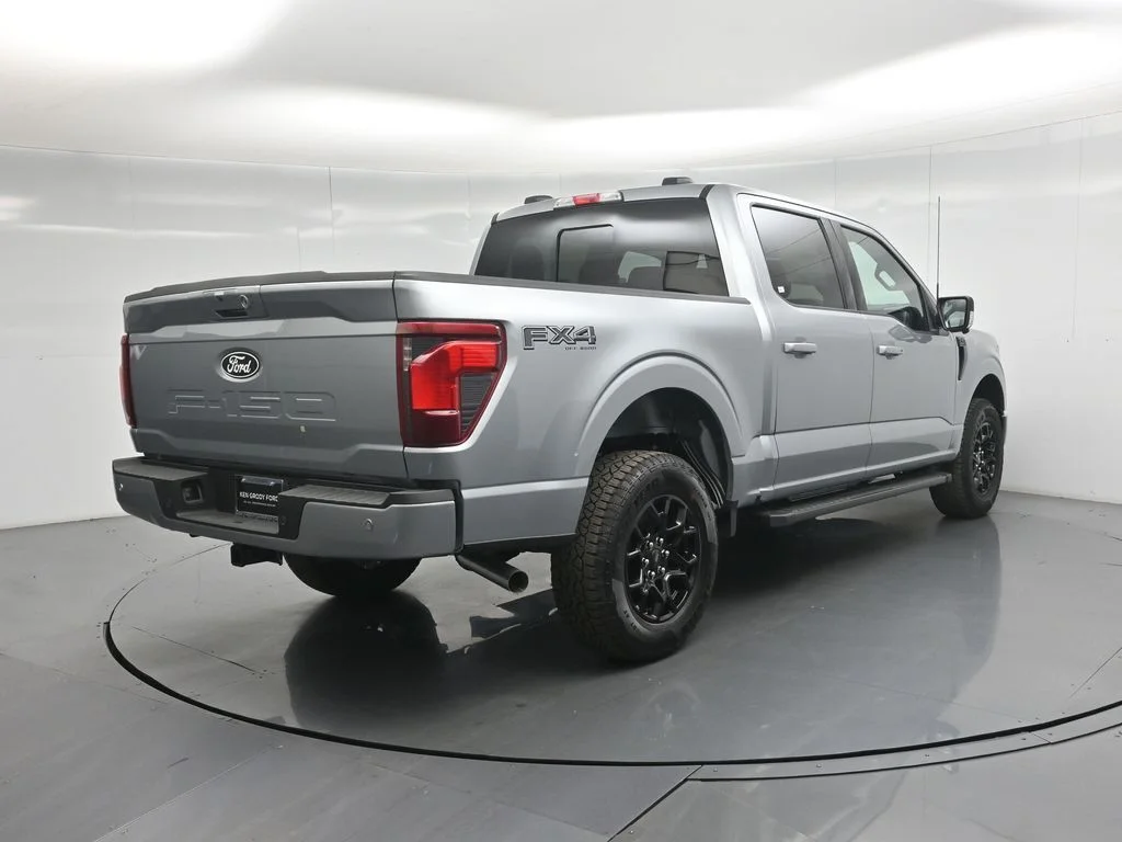 New 2026 Iconic Silver Metallic Ford XLT image 24