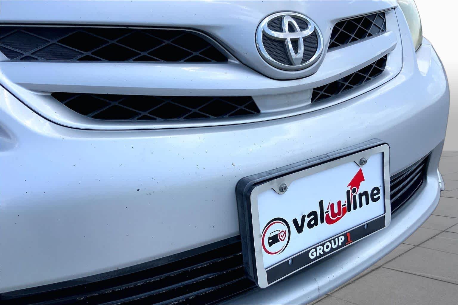 Used 2013 Classic Silver Metallic Toyota S image 28