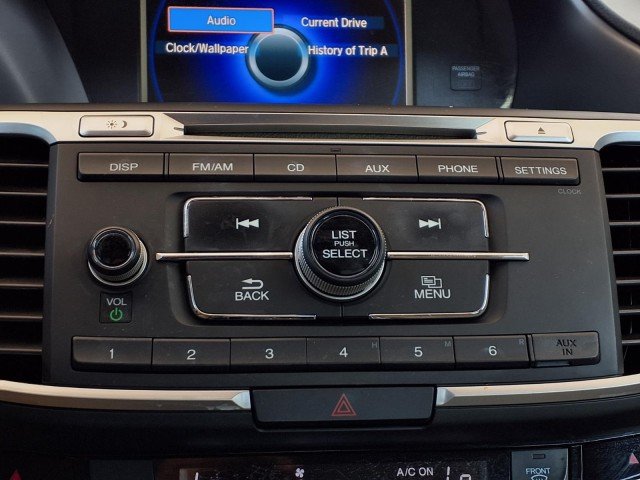 2016 Honda Accord LX - Photo 13