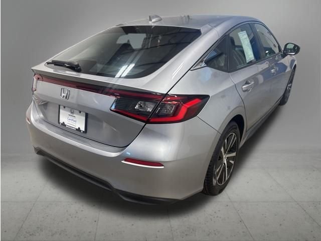 Certified Used 2023 Lunar Silver Metallic Honda LX image 6