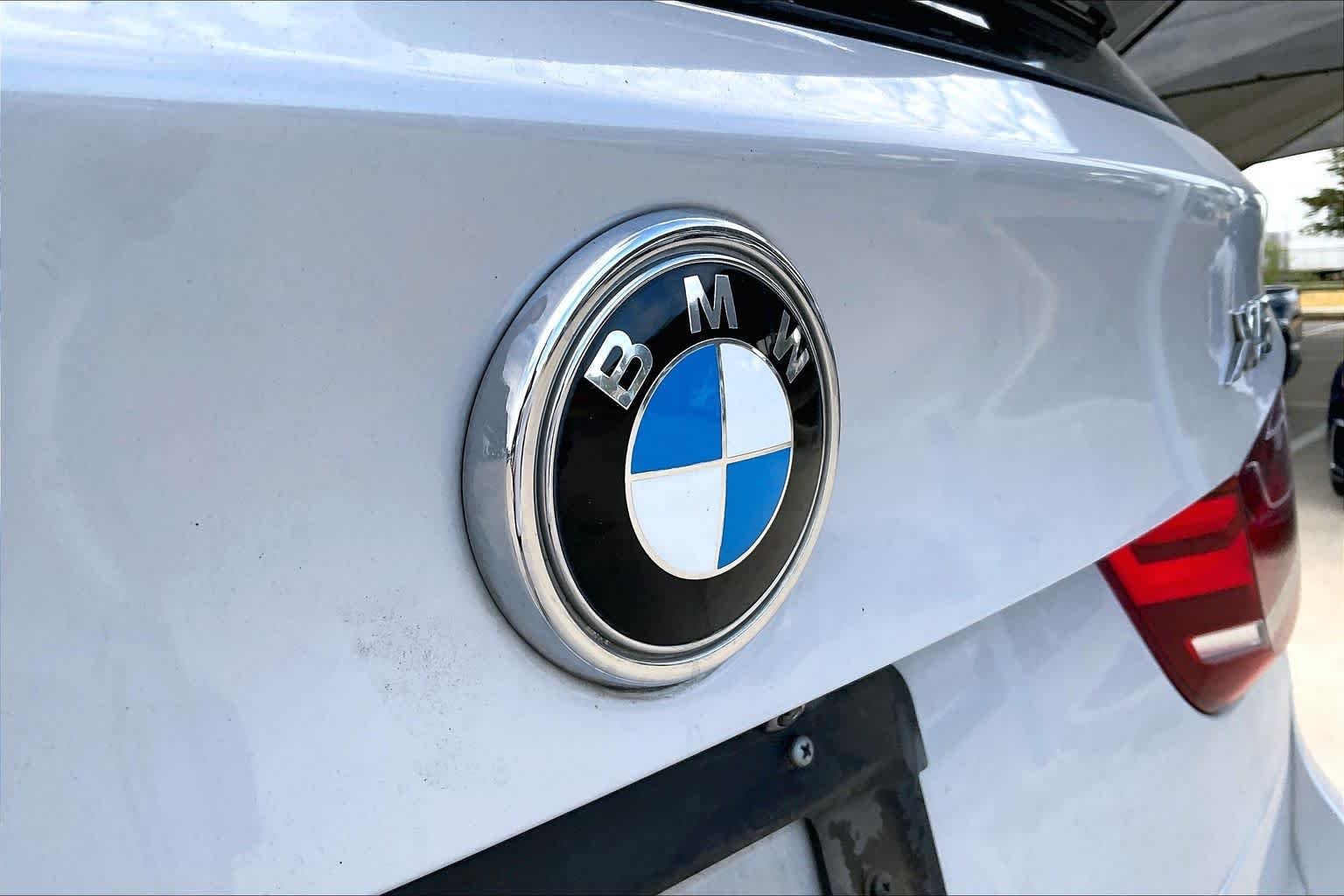Used 2017 Mineral White Metallic BMW xDrive35i image 31