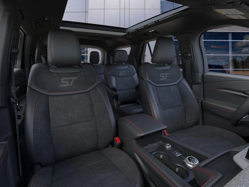 New 2026 Star White Metallic Tri-Coat Ford ST image 10