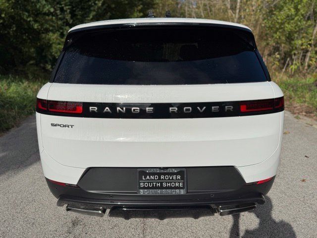 New 2027 Fuji White Land Rover SE image 6