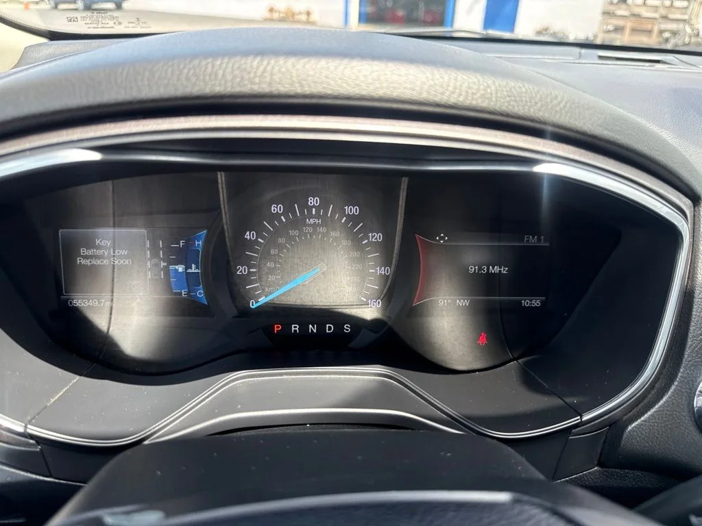 Used 2020 Blue Ford SE image 27