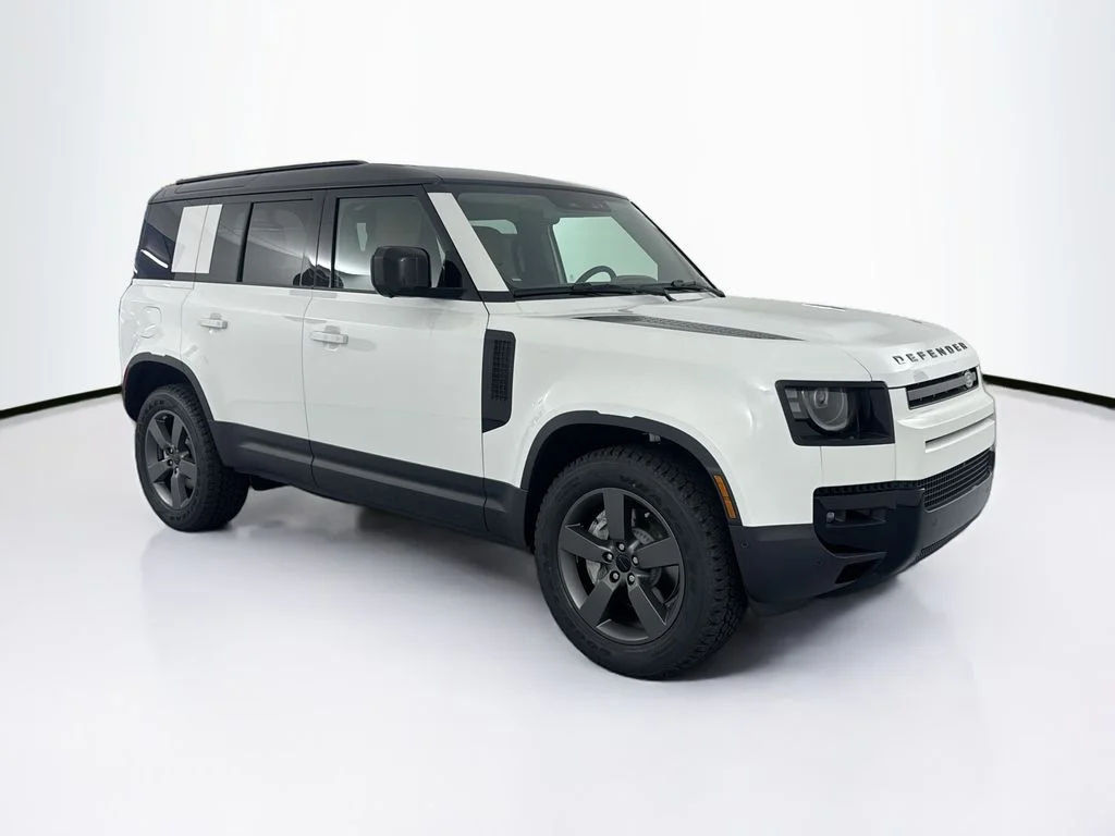 New 2026 Fuji White Land Rover S image 3