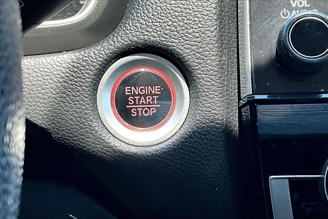 Used 2020 White Honda EX image 27