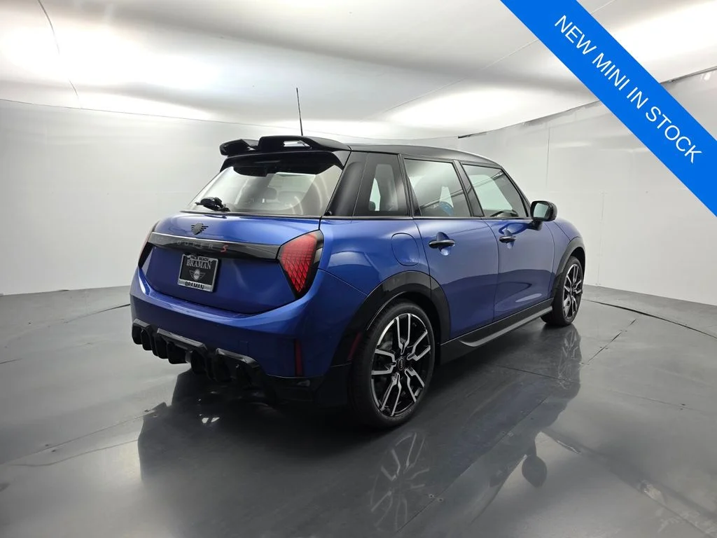 New 2026 Blue MINI Iconic image 4