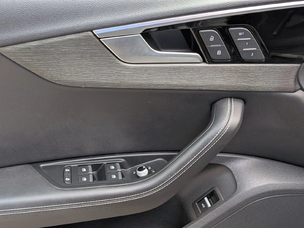 Used 2021 Gray Audi  image 15