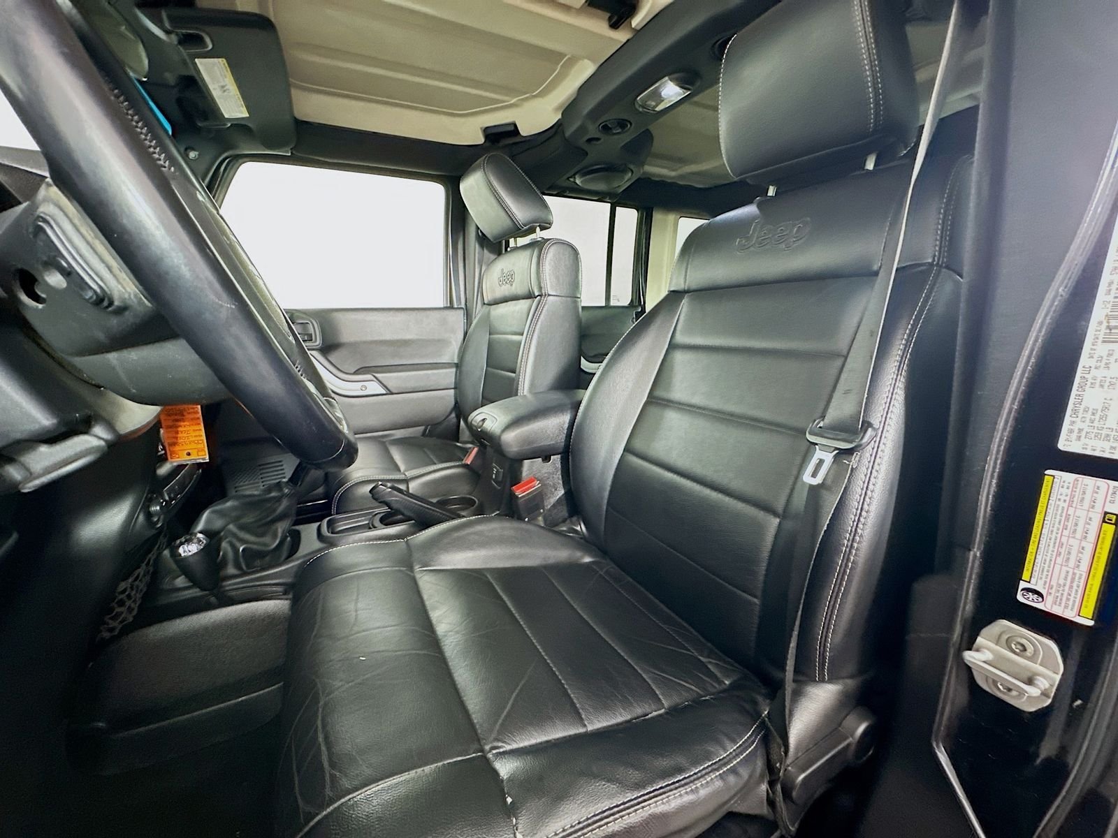 Used 2012 Black Clearcoat Jeep Unlimited Rubicon image 22