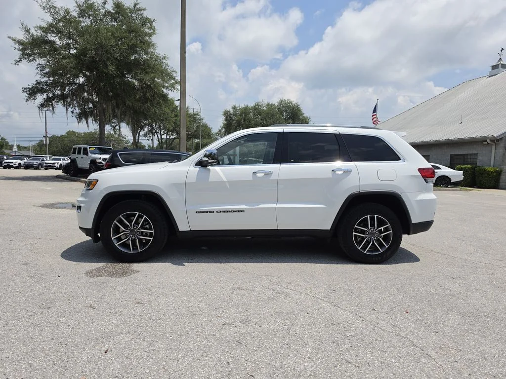 Certified Used 2021 Bright White Clearcoat Jeep Limited image 6