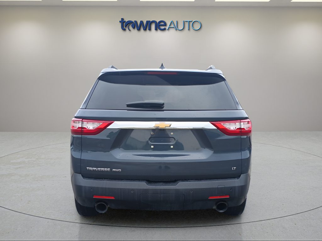 Used 2019 Gray Chevrolet LT image 4