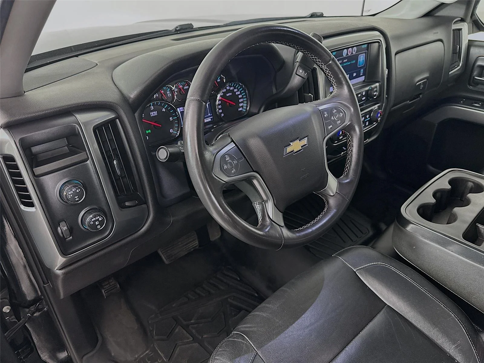 Used 2015 BLACK Chevrolet LT image 23
